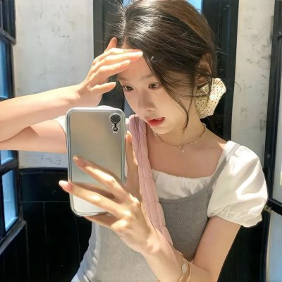 他的摩托车，她的岛